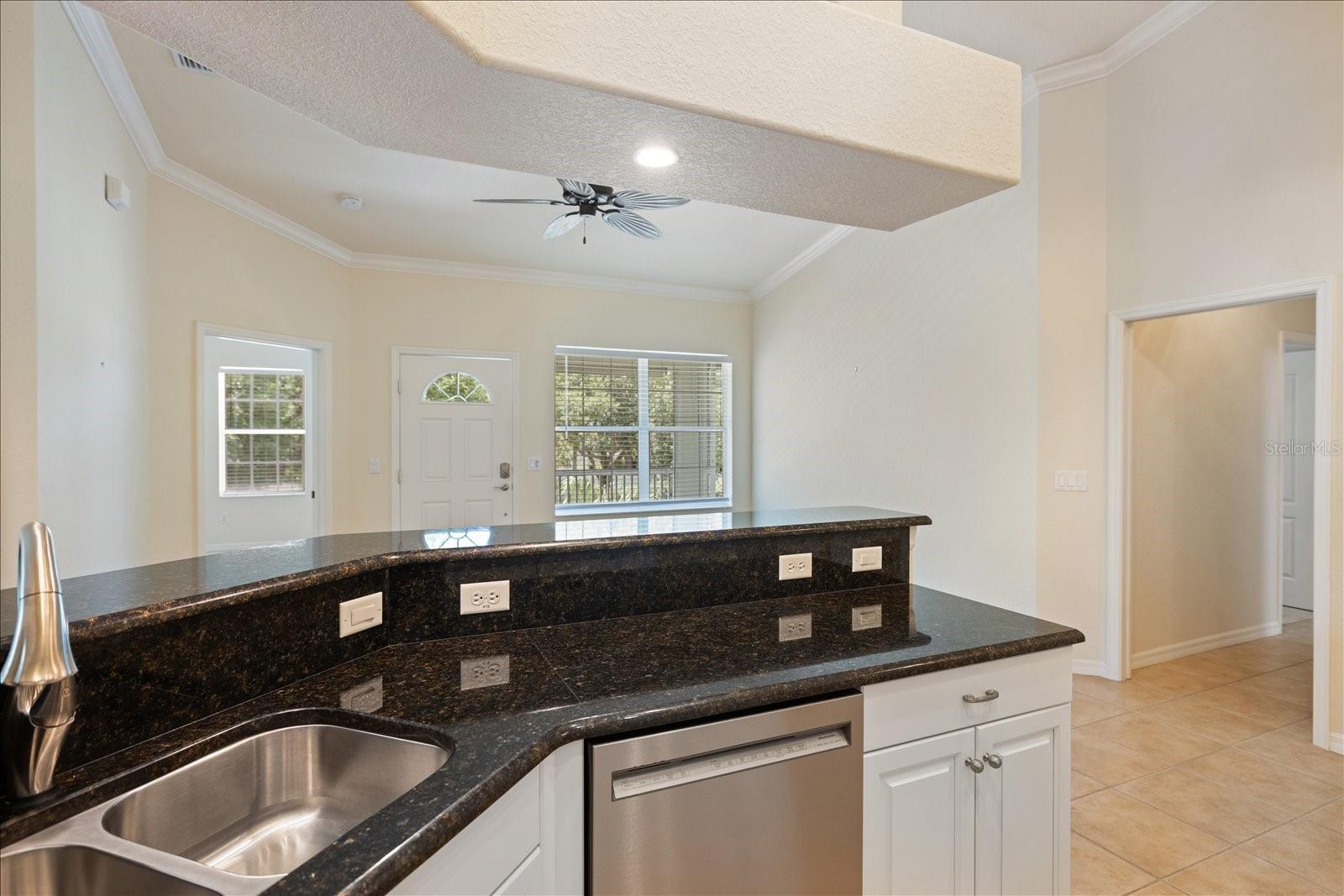 300 GARDENS EDGE DR #324, VENICE, FL, 34285