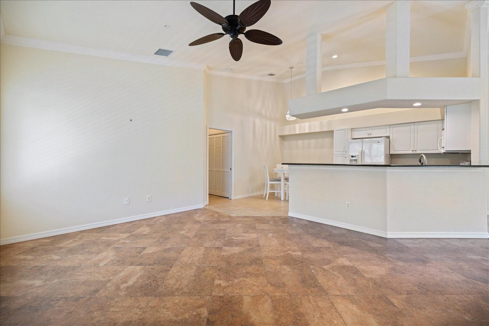 300 GARDENS EDGE DR #324, VENICE, FL, 34285