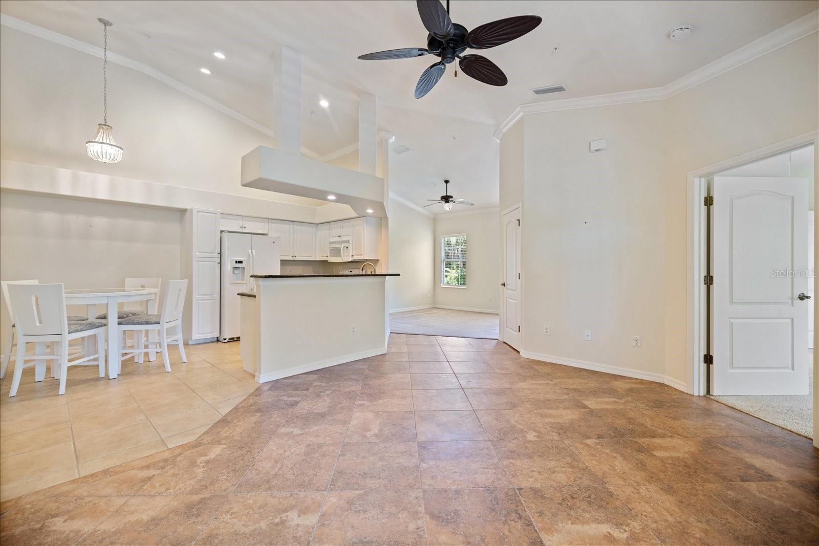 300 GARDENS EDGE DR #324, VENICE, FL, 34285