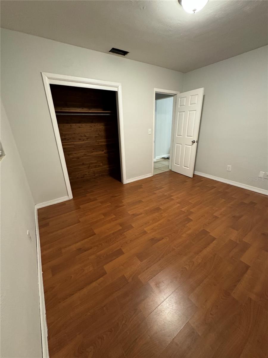 121 33RD AVE E, BRADENTON, FL, 34208