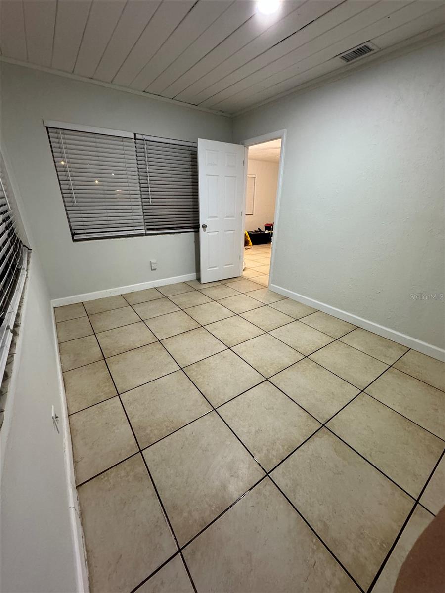 121 33RD AVE E, BRADENTON, FL, 34208