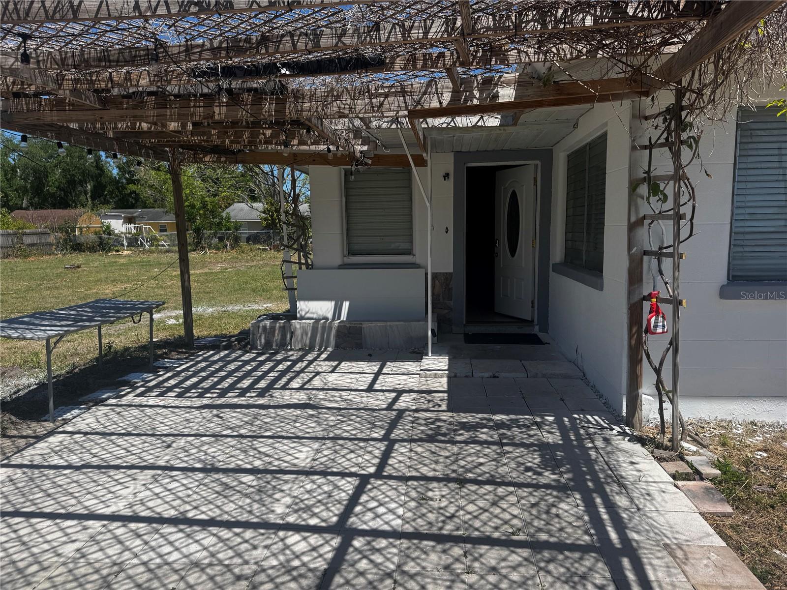 121 33RD AVE E, BRADENTON, FL, 34208