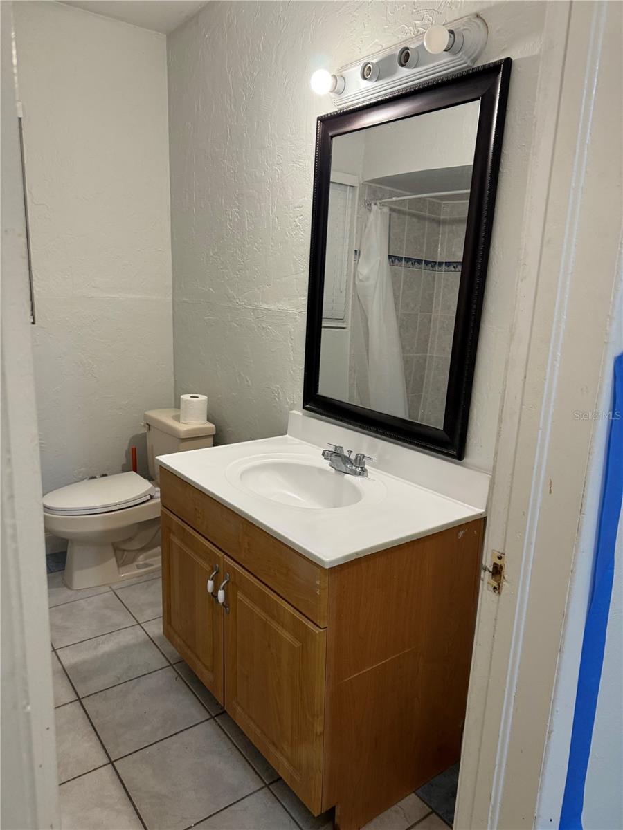 121 33RD AVE E, BRADENTON, FL, 34208