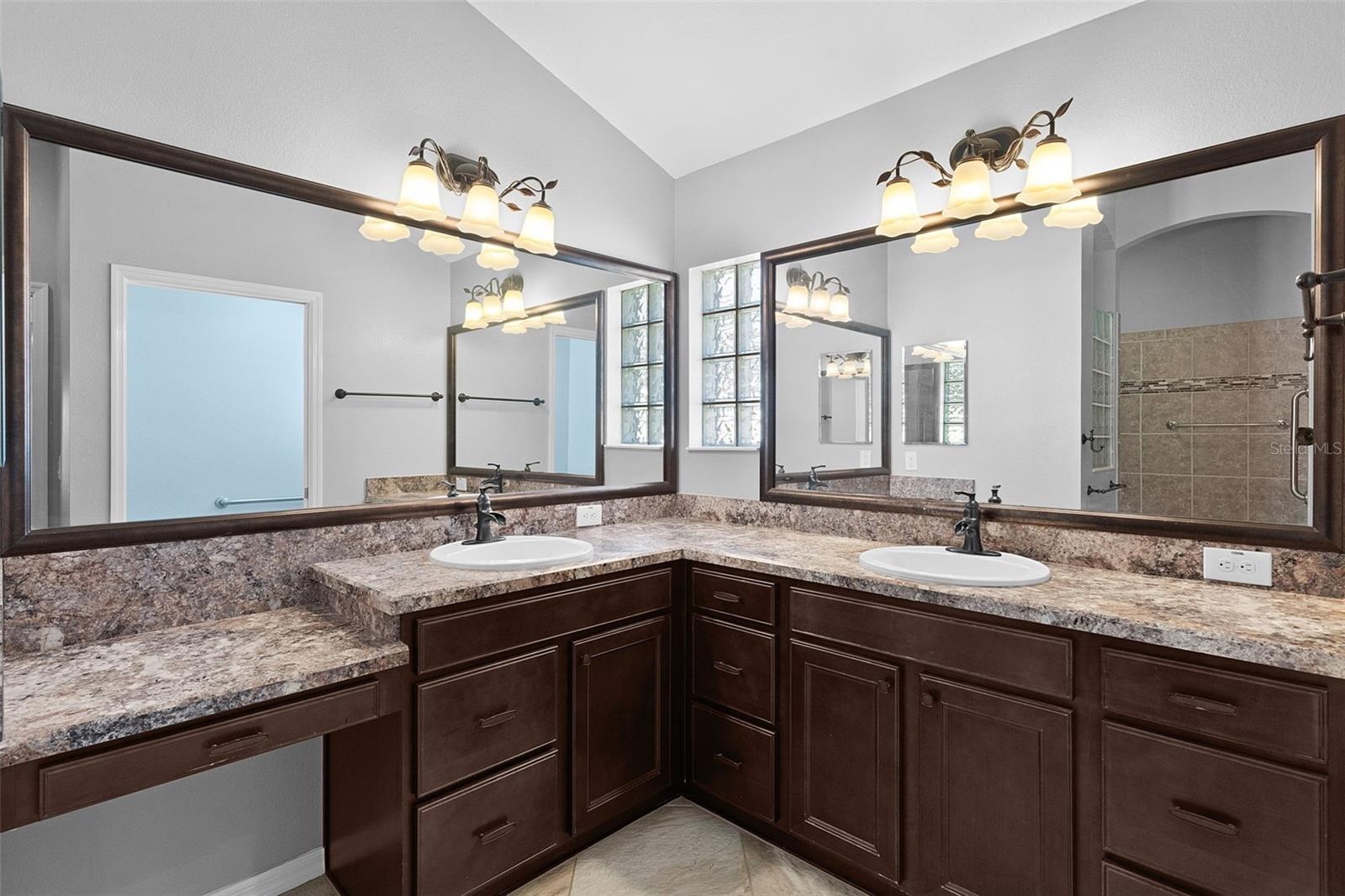 3327 DALKEITH TER, THE VILLAGES, FL, 32163