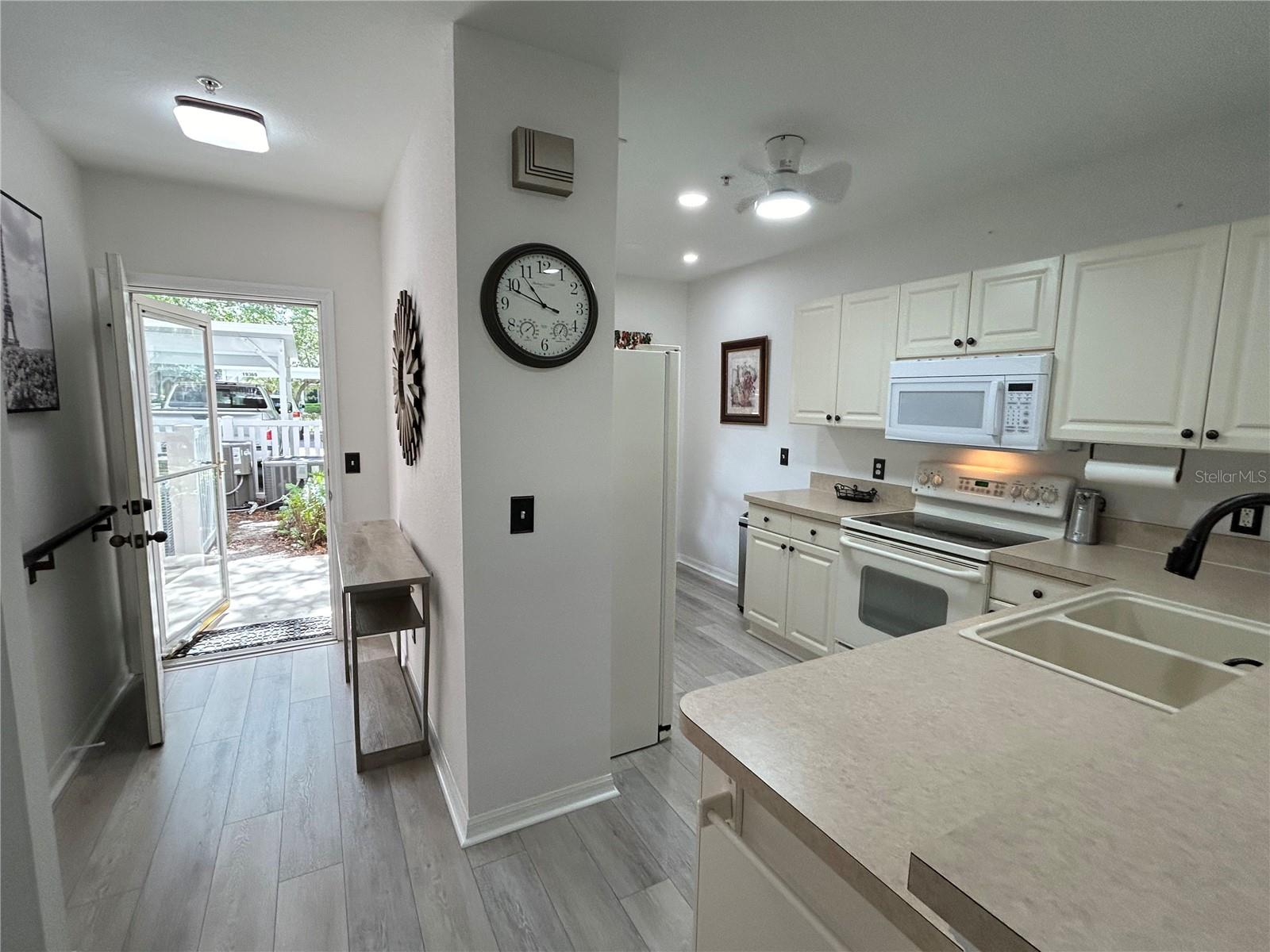 19365 WATER OAK DR #J107, PORT CHARLOTTE, FL, 33948