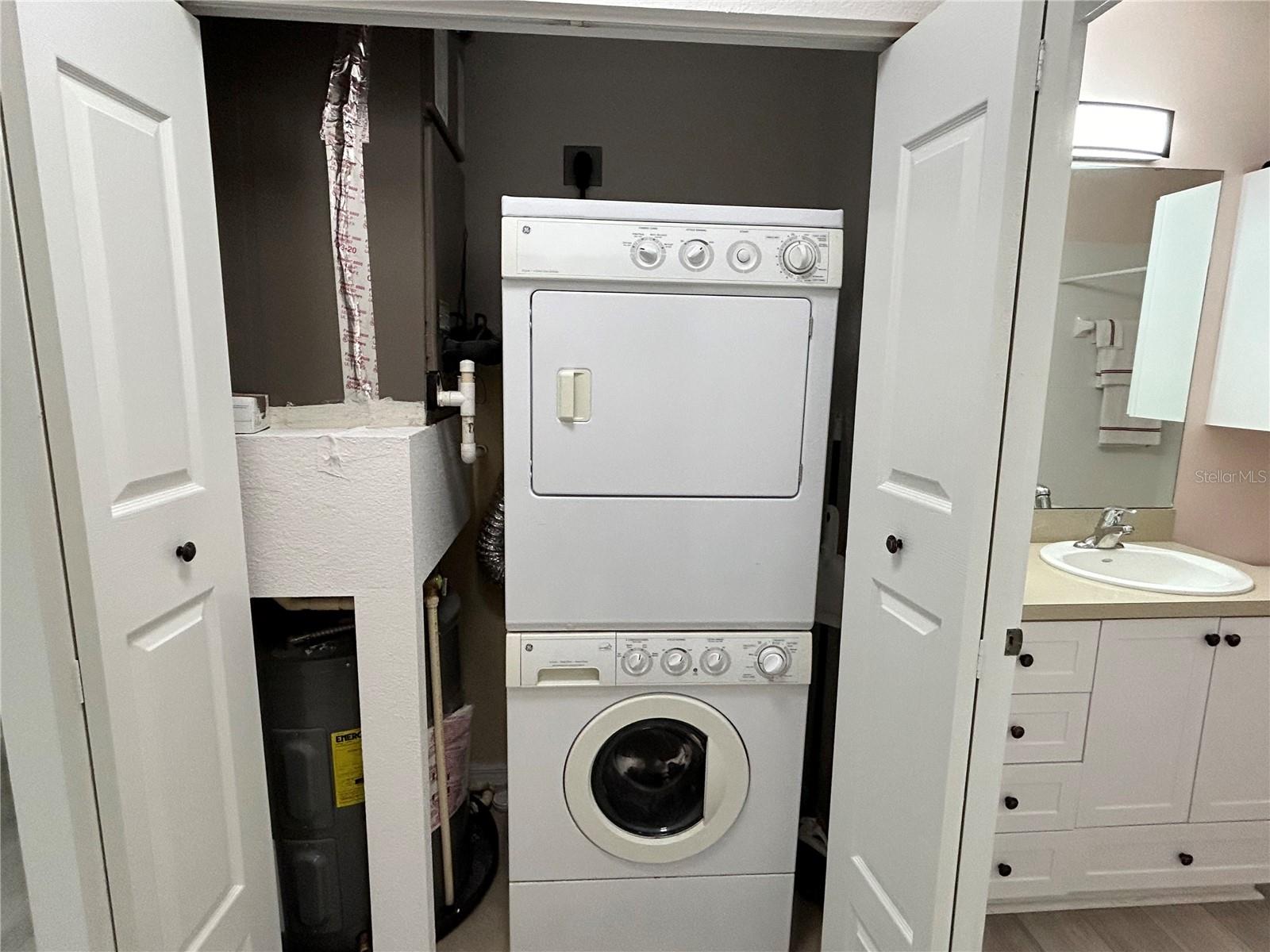 19365 WATER OAK DR #J107, PORT CHARLOTTE, FL, 33948