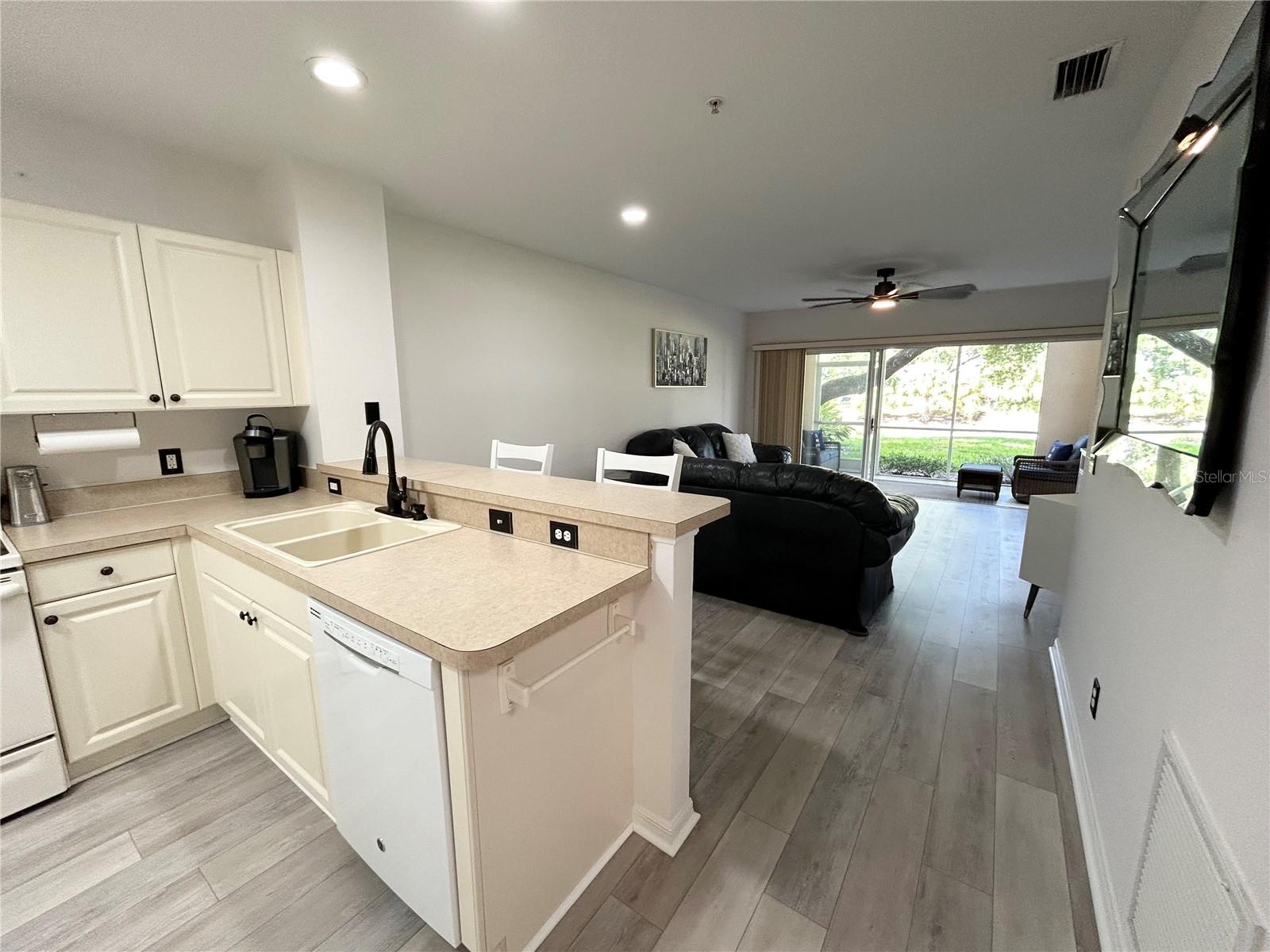 19365 WATER OAK DR #J107, PORT CHARLOTTE, FL, 33948