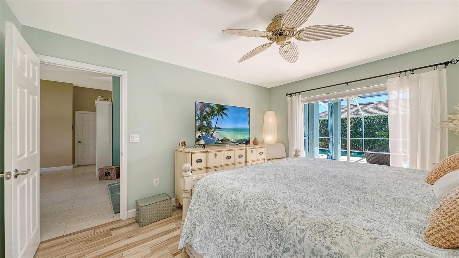 3728 71ST TER E, SARASOTA, FL, 34243