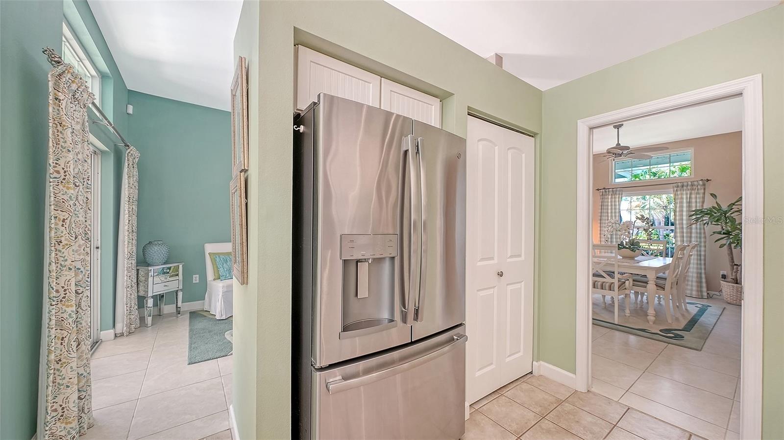 3728 71ST TER E, SARASOTA, FL, 34243