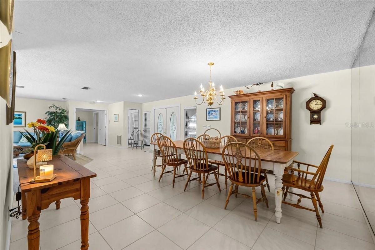 3111 HYDE PARK DR, CLEARWATER, FL, 33761