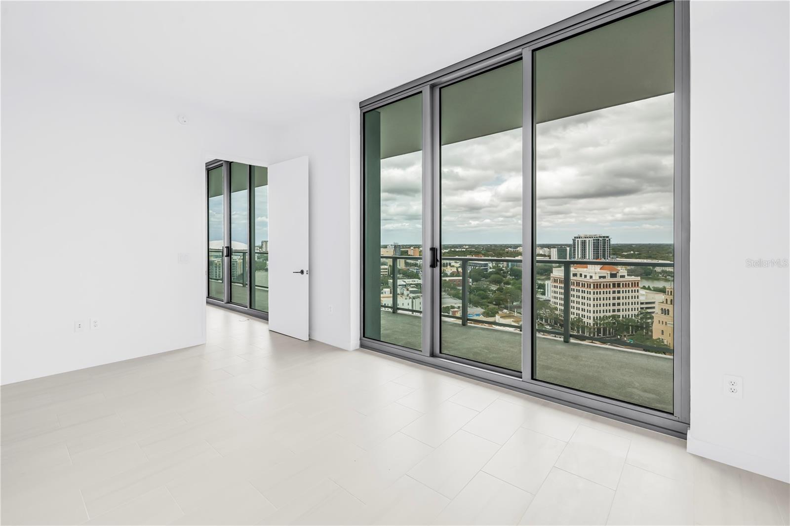 400 CENTRAL AVE #1608, ST PETERSBURG, FL, 33701