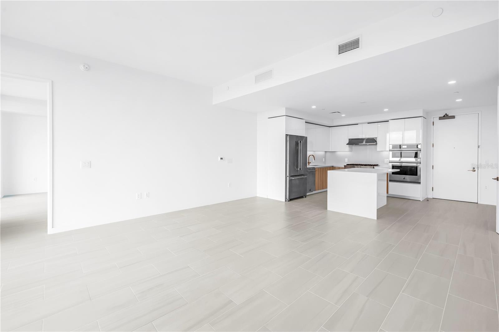 400 CENTRAL AVE #1608, ST PETERSBURG, FL, 33701