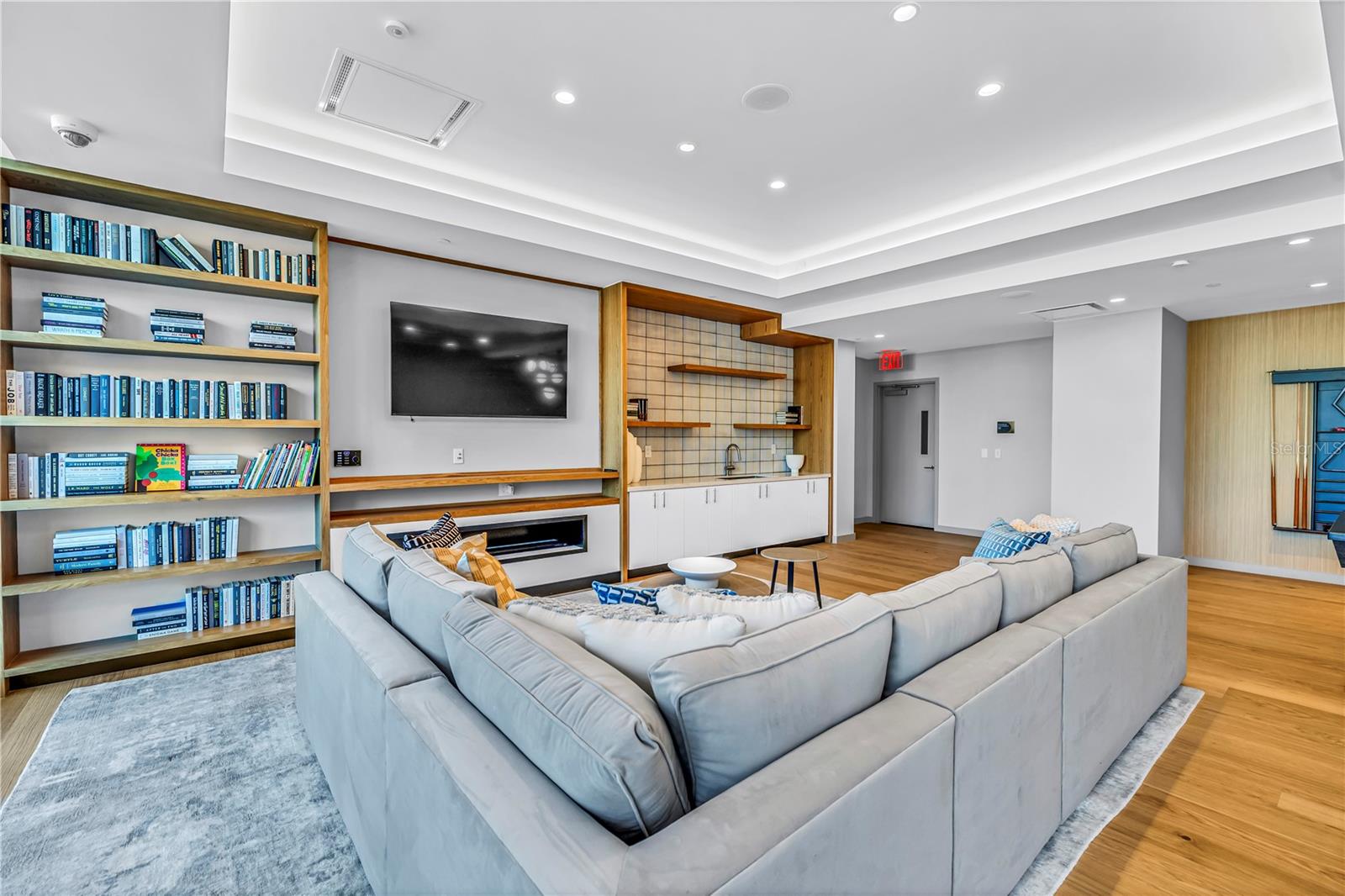 400 CENTRAL AVE #1608, ST PETERSBURG, FL, 33701