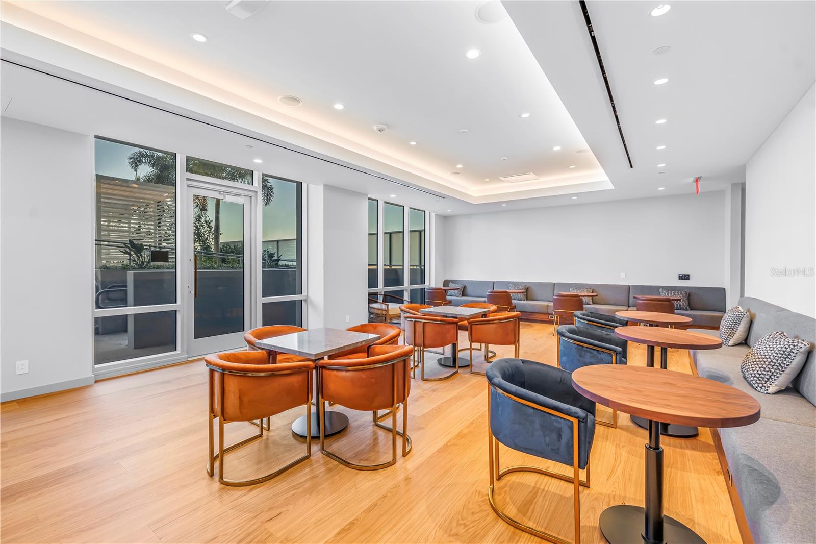 400 CENTRAL AVE #1608, ST PETERSBURG, FL, 33701