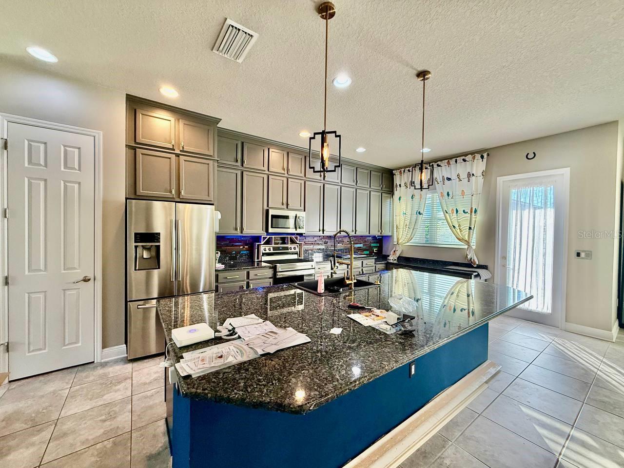 6414 SALT CREEK AVE, APOLLO BEACH, FL, 33572