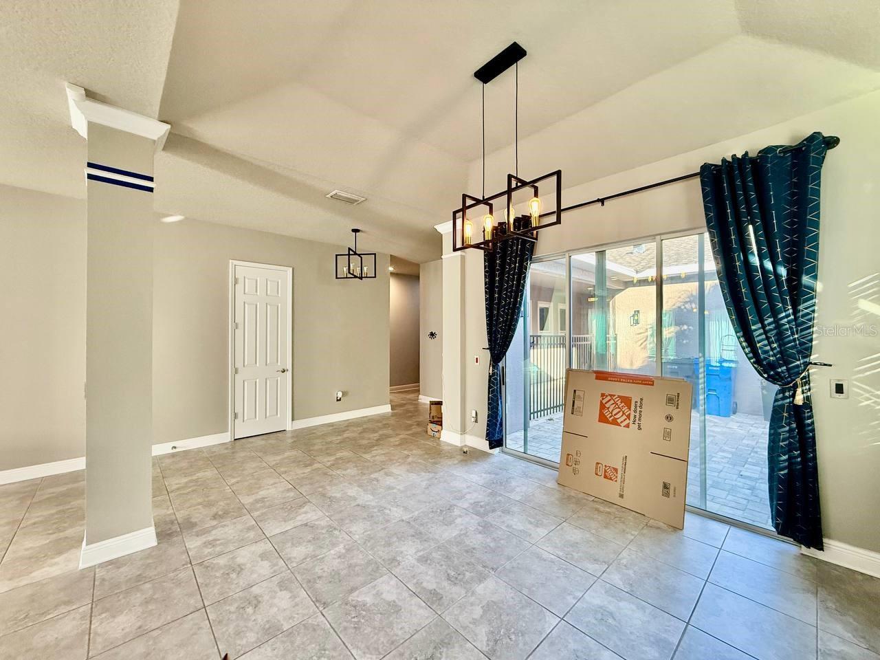 6414 SALT CREEK AVE, APOLLO BEACH, FL, 33572