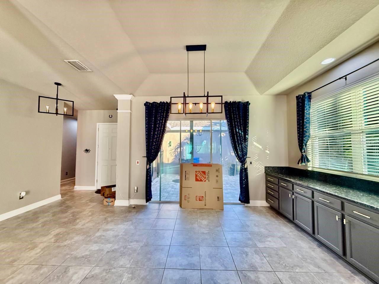 6414 SALT CREEK AVE, APOLLO BEACH, FL, 33572