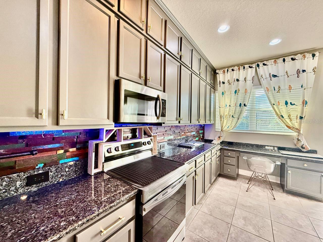 6414 SALT CREEK AVE, APOLLO BEACH, FL, 33572