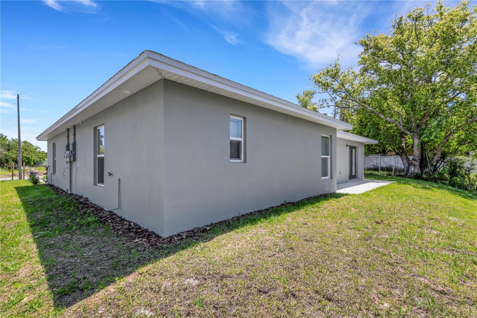 1065 / 1067 CAPTIVA PT, LAKELAND, FL, 33801