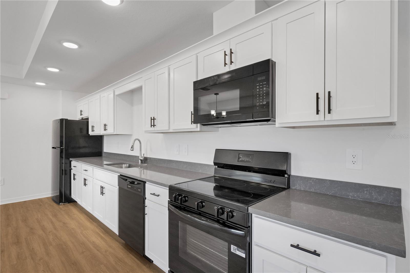 1065 / 1067 CAPTIVA PT, LAKELAND, FL, 33801