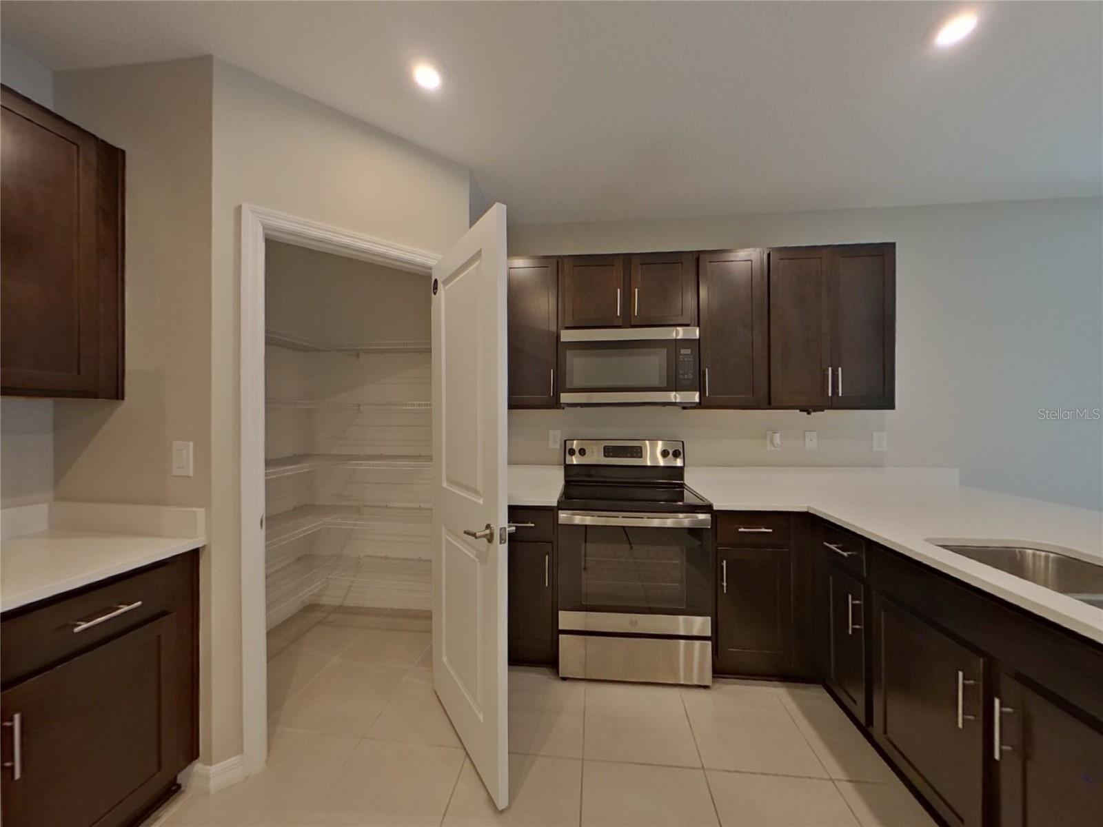 STEPPING STONE POD A PH 2, KISSIMMEE, FL, 34758