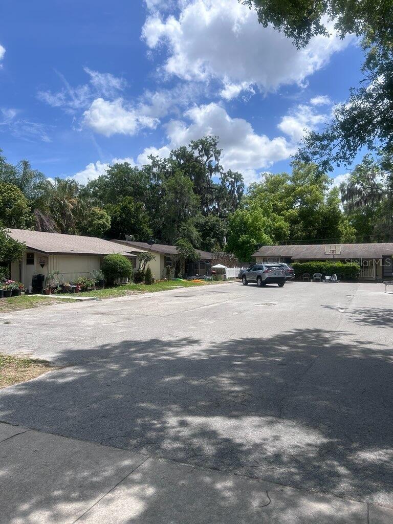 280 E 1ST ST, APOPKA, FL, 32703