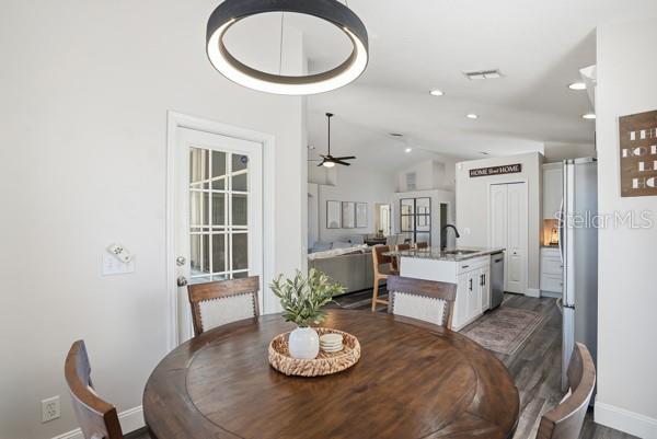 12219 BISHOPSFORD DR, TAMPA, FL, 33626