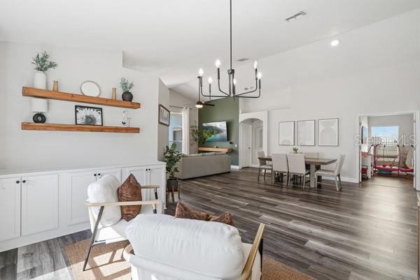 12219 BISHOPSFORD DR, TAMPA, FL, 33626