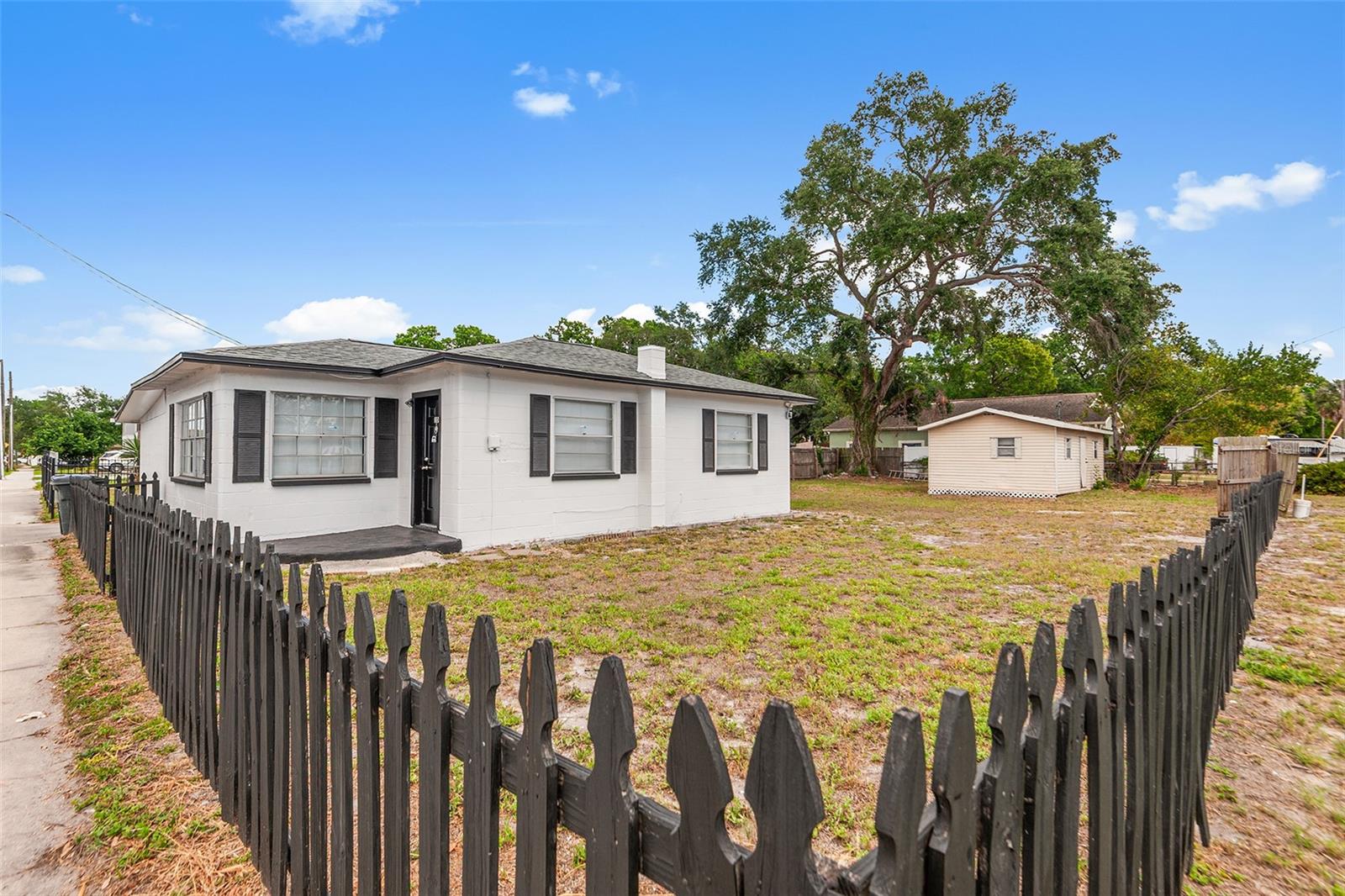 201 N HIMES AVE, TAMPA, FL, 33609