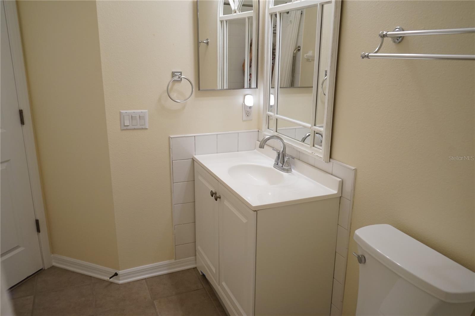 201 SUNSET CREST CT, APOLLO BEACH, FL, 33572