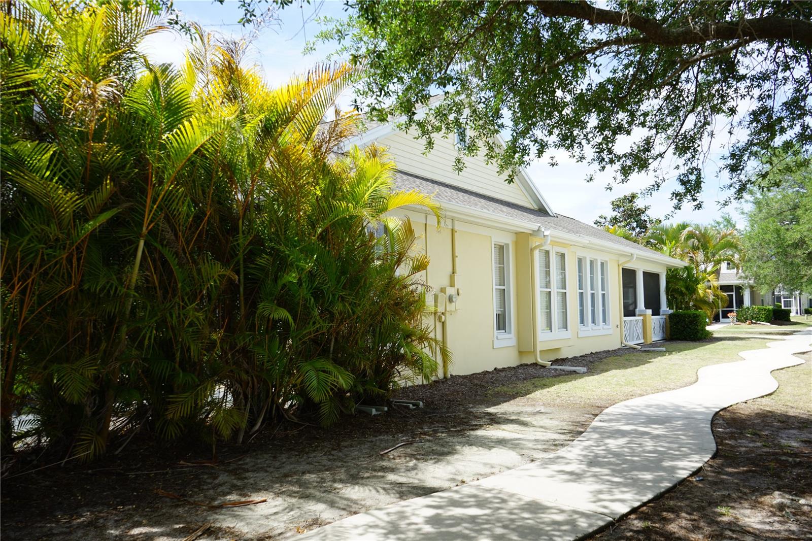 201 SUNSET CREST CT, APOLLO BEACH, FL, 33572