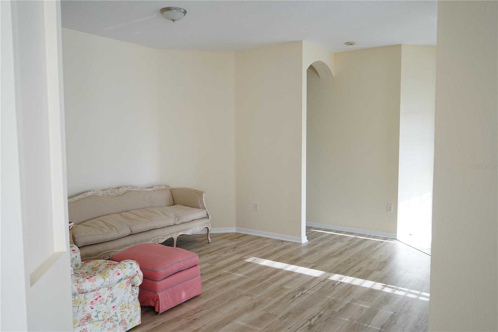 201 SUNSET CREST CT, APOLLO BEACH, FL, 33572