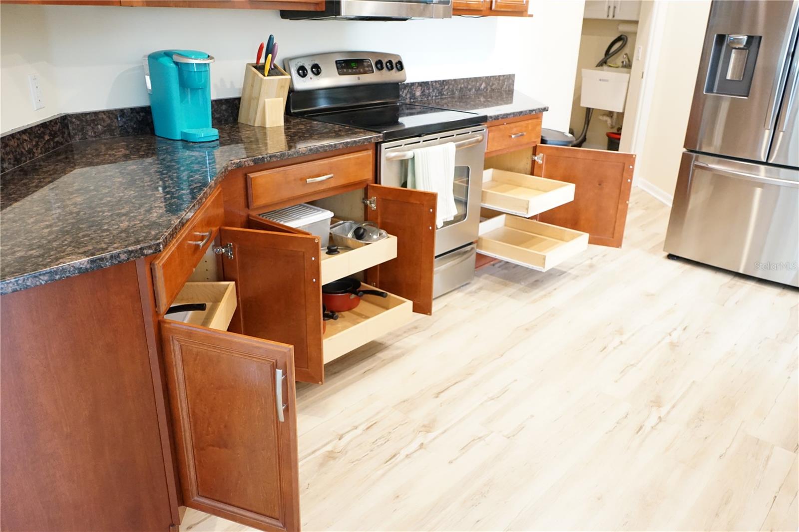 201 SUNSET CREST CT, APOLLO BEACH, FL, 33572