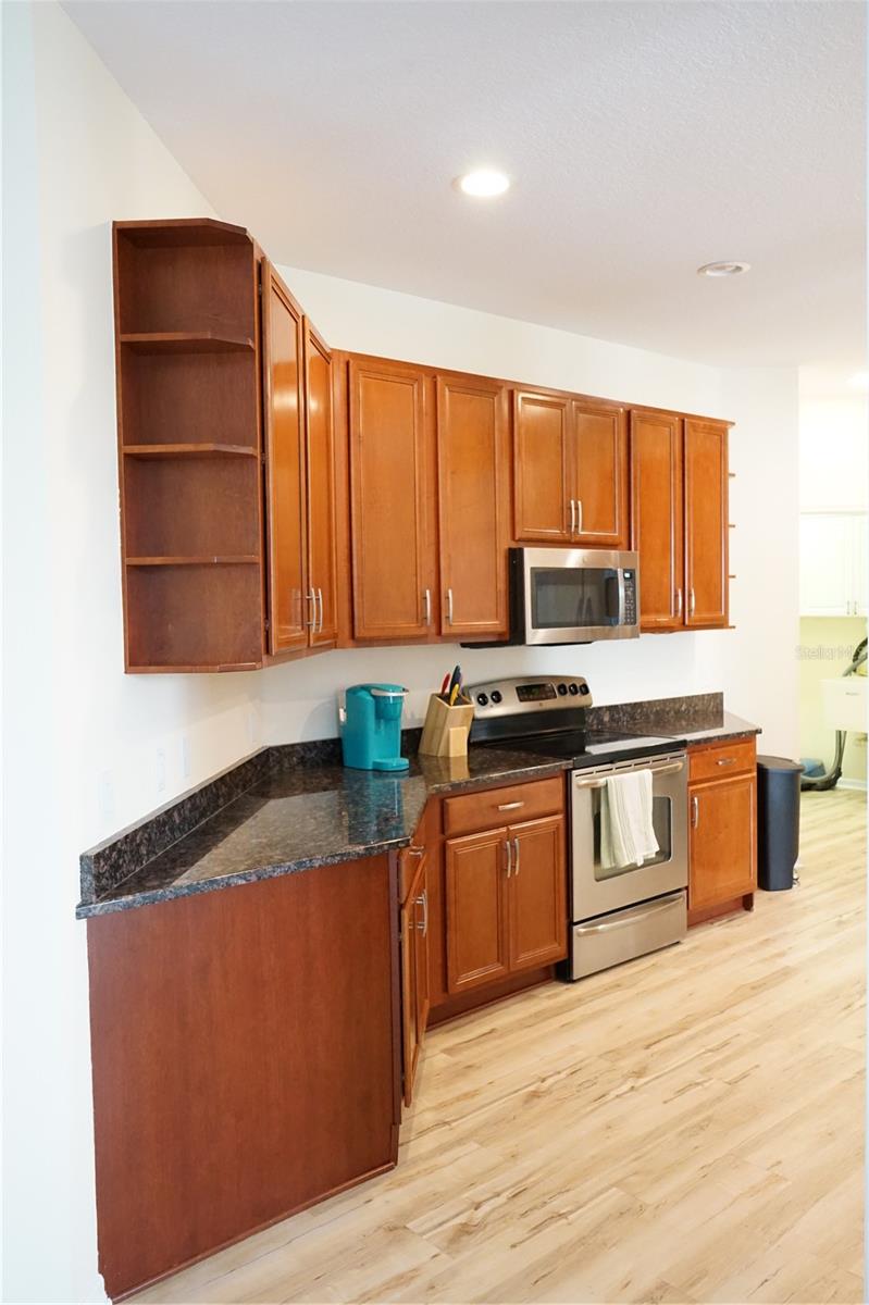 201 SUNSET CREST CT, APOLLO BEACH, FL, 33572