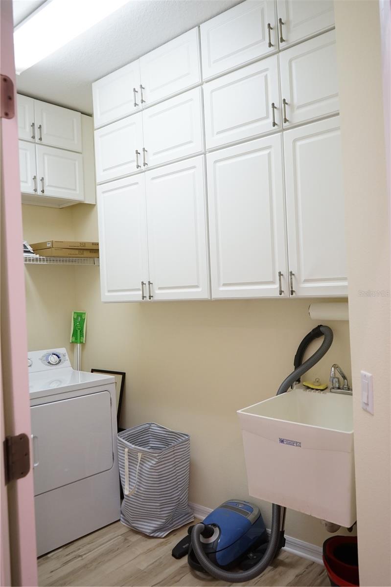 201 SUNSET CREST CT, APOLLO BEACH, FL, 33572