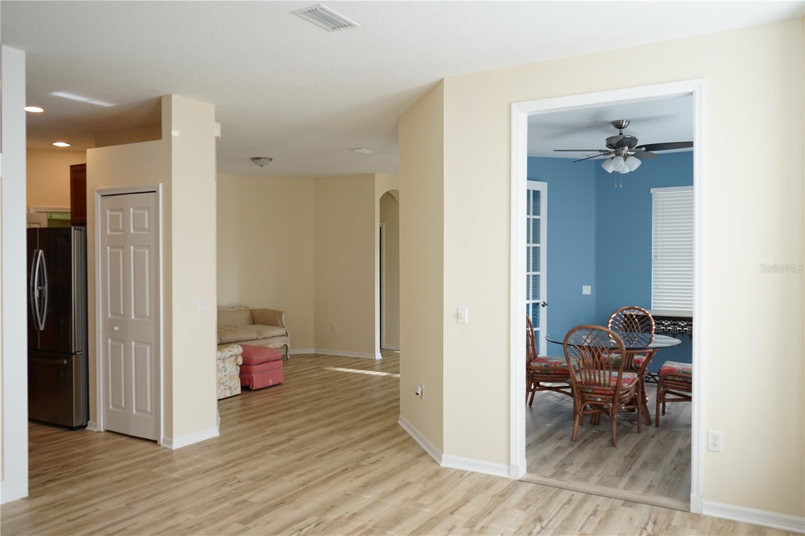 201 SUNSET CREST CT, APOLLO BEACH, FL, 33572