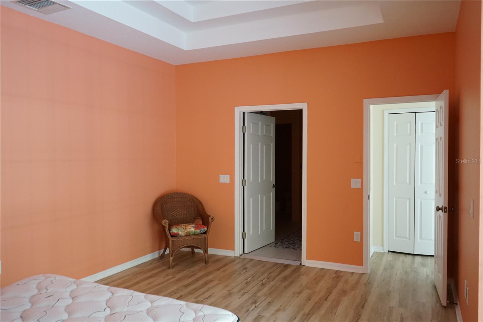 201 SUNSET CREST CT, APOLLO BEACH, FL, 33572