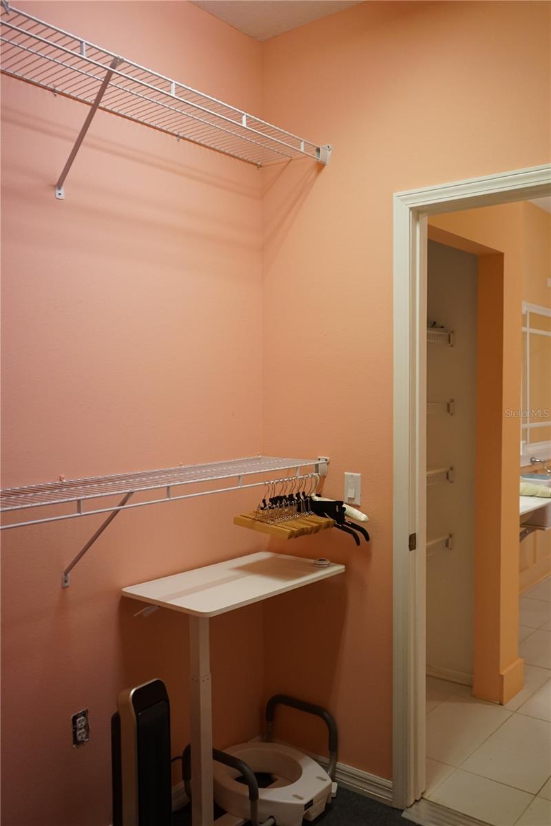 201 SUNSET CREST CT, APOLLO BEACH, FL, 33572