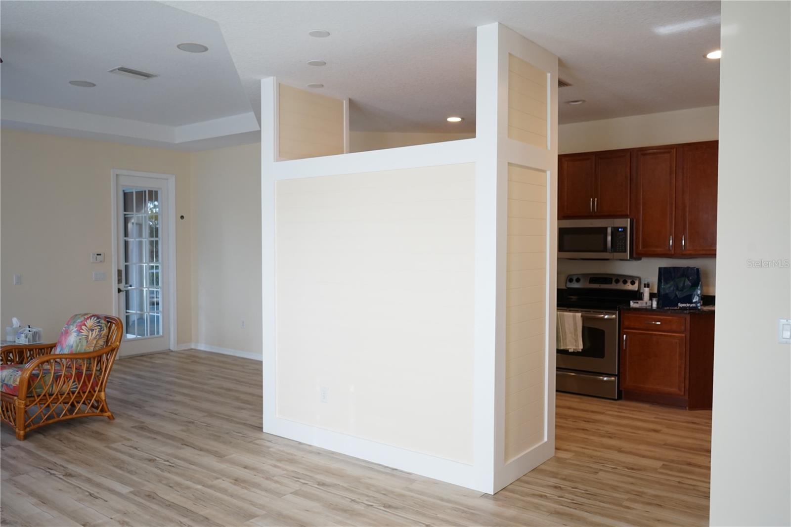 201 SUNSET CREST CT, APOLLO BEACH, FL, 33572