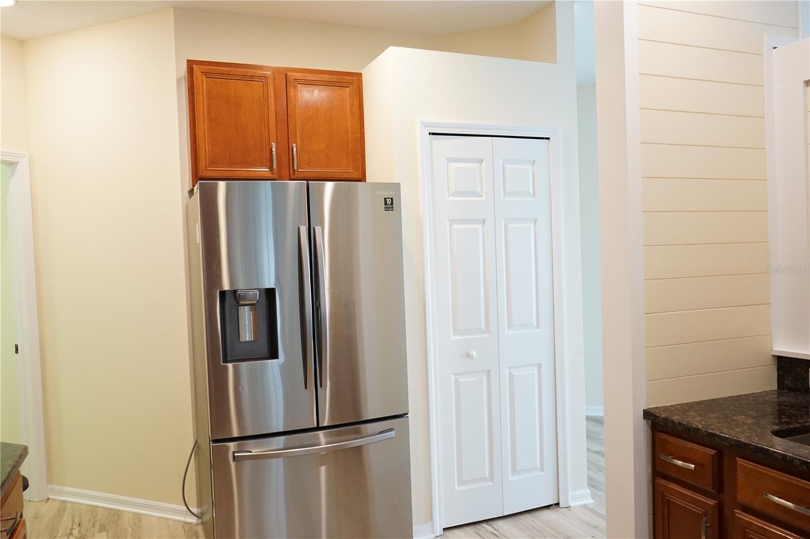 201 SUNSET CREST CT, APOLLO BEACH, FL, 33572