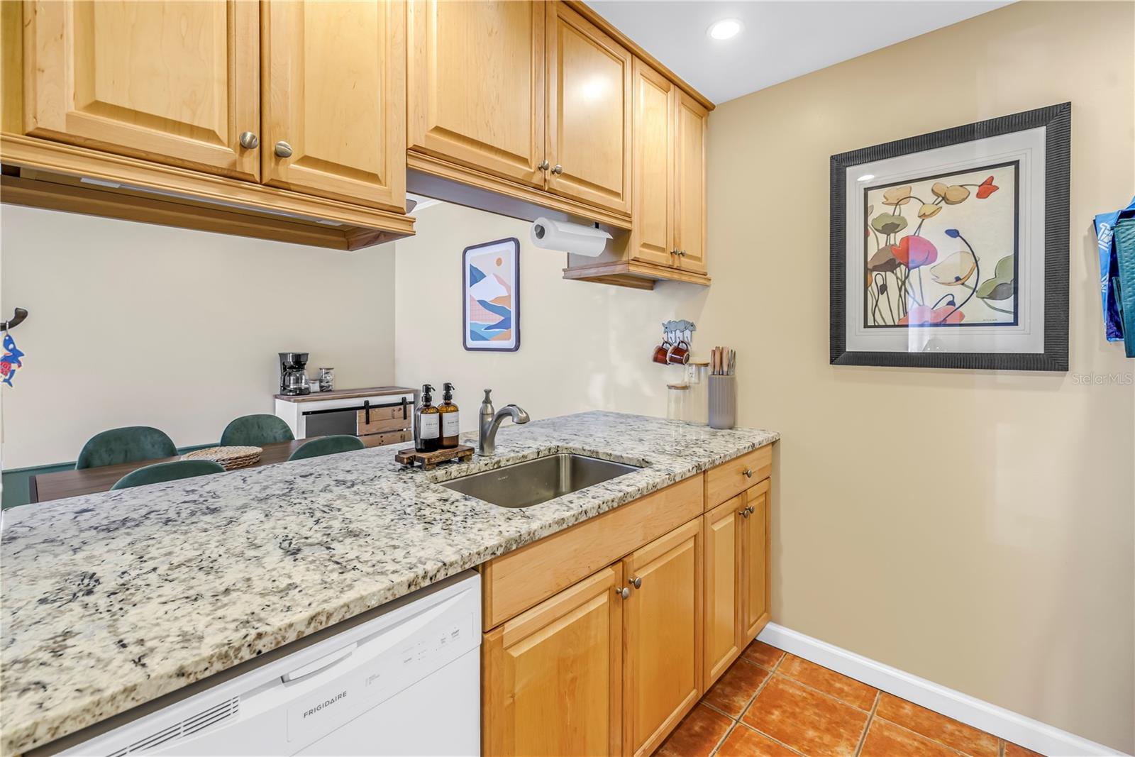 3269 BENEVA RD #102, SARASOTA, FL, 34232