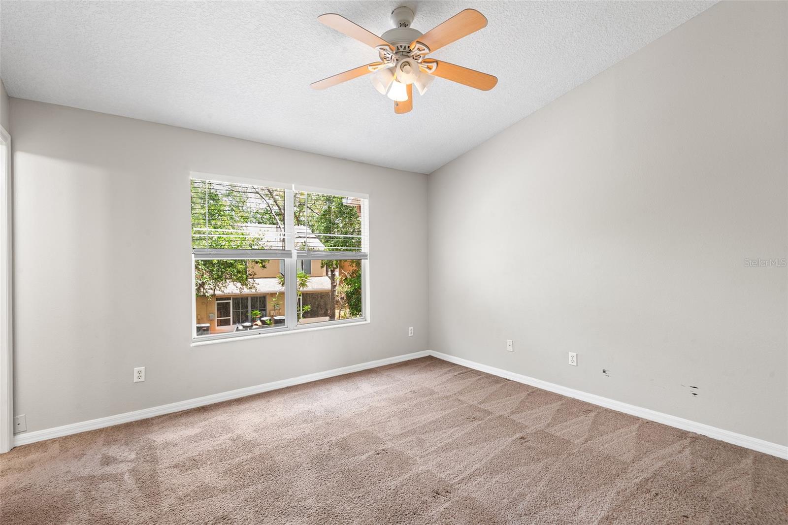 1304 DENMAN CT, WESLEY CHAPEL, FL, 33543