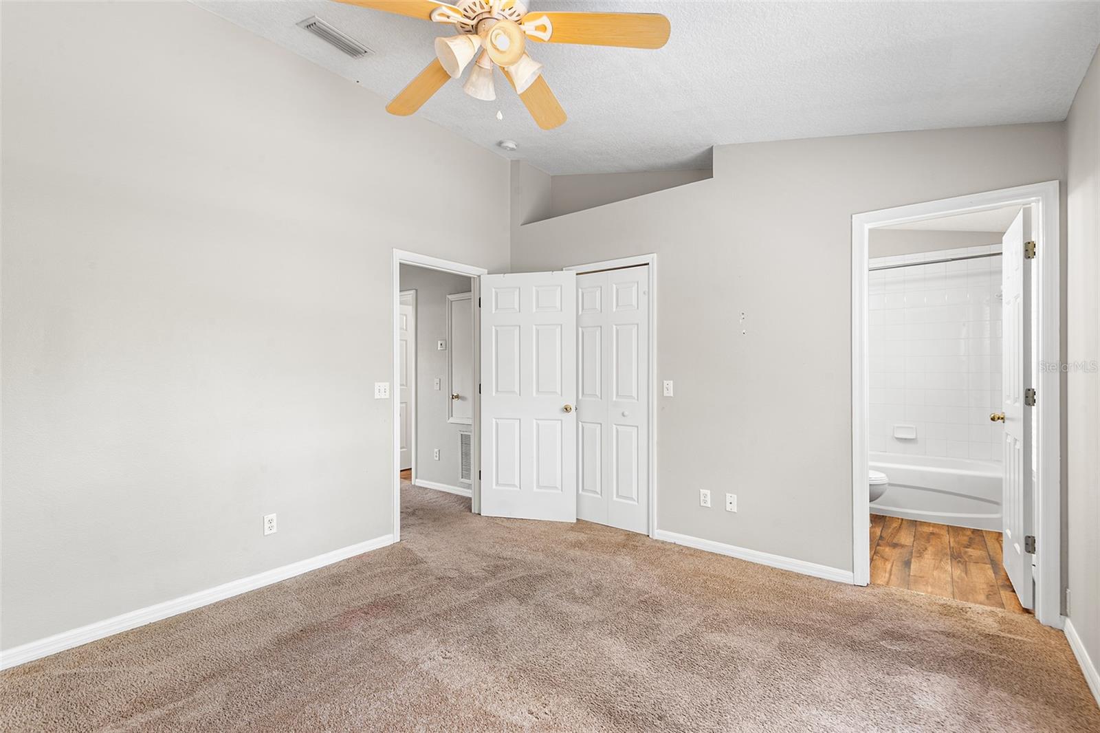 1304 DENMAN CT, WESLEY CHAPEL, FL, 33543