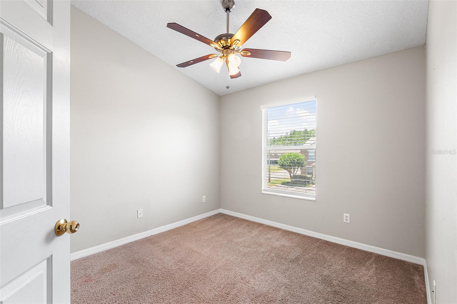 1304 DENMAN CT, WESLEY CHAPEL, FL, 33543