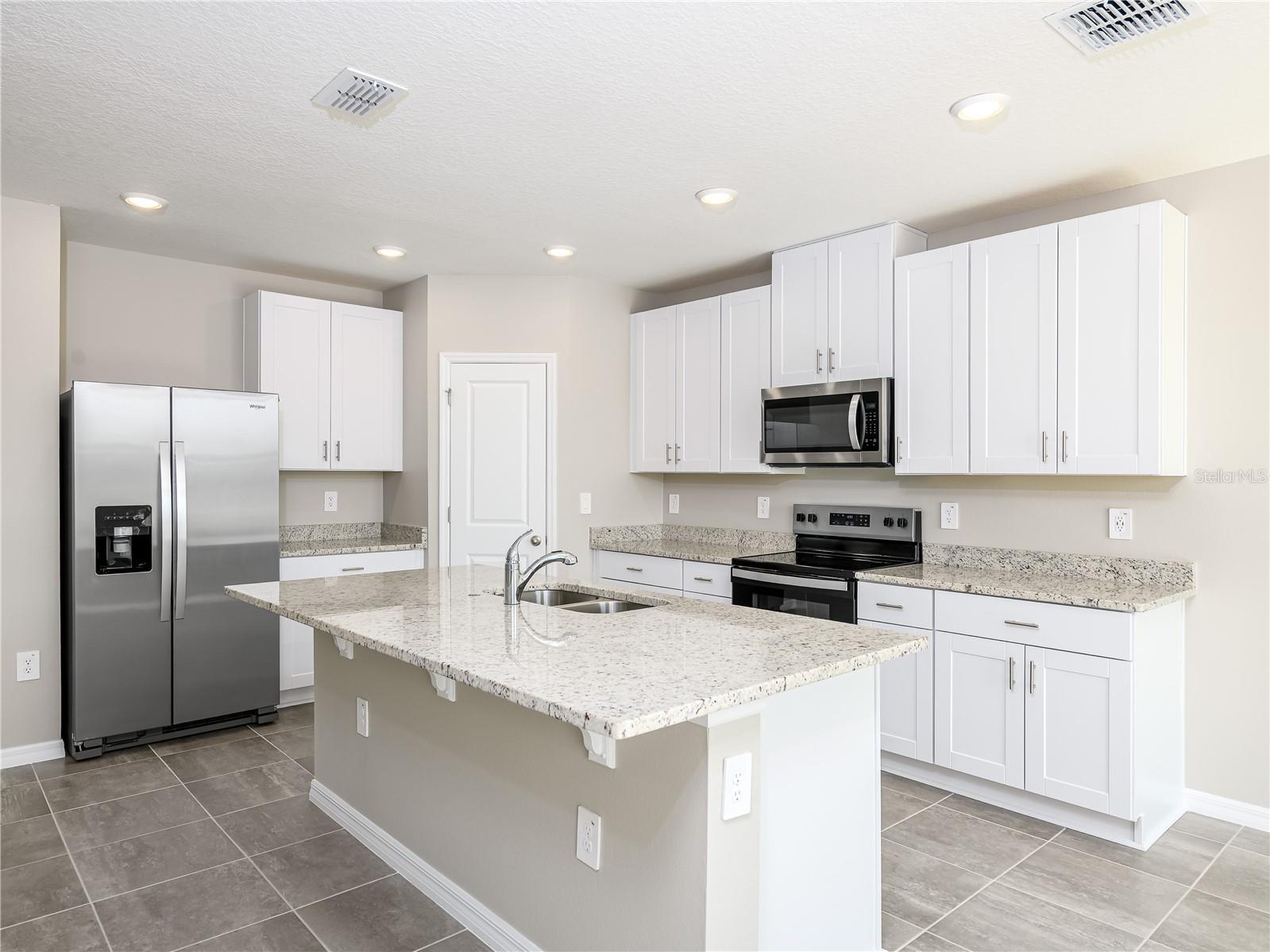 1748 FOREST RUN LN, AUBURNDALE, FL, 33823