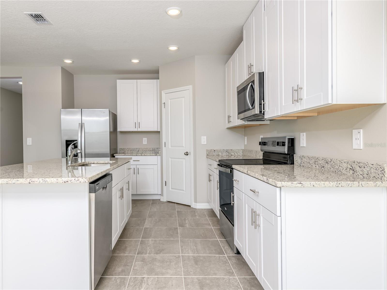 1748 FOREST RUN LN, AUBURNDALE, FL, 33823