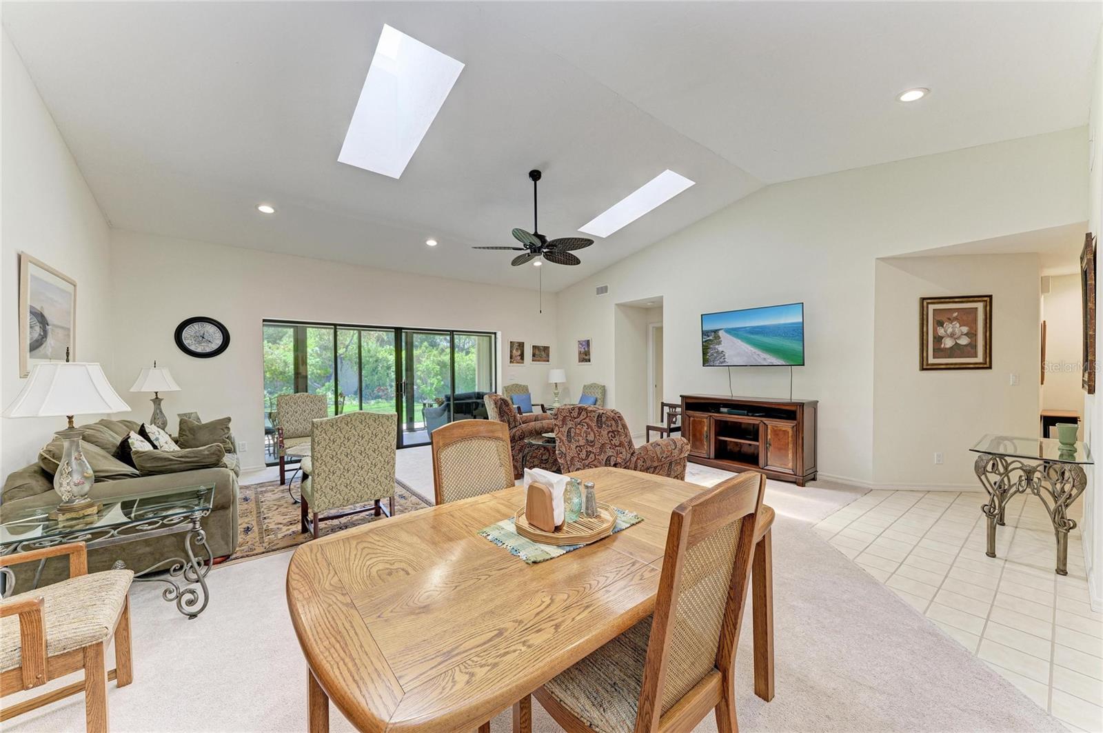 3946 WILSHIRE CIR E #168, SARASOTA, FL, 34238