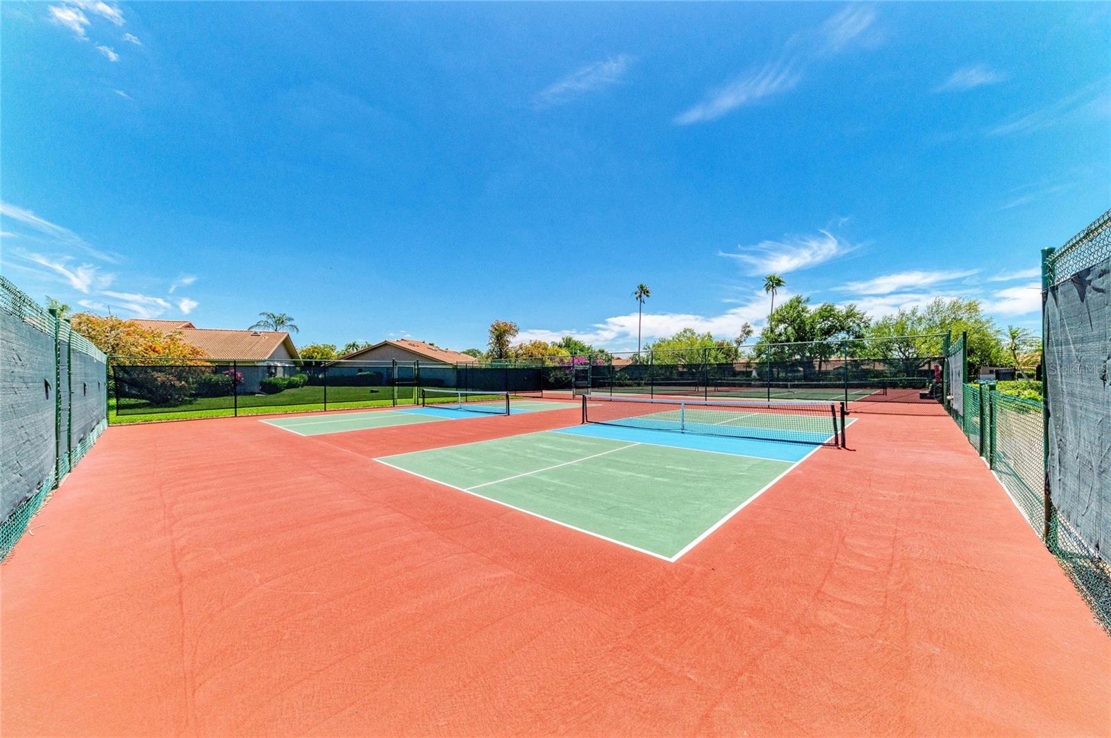 3946 WILSHIRE CIR E #168, SARASOTA, FL, 34238