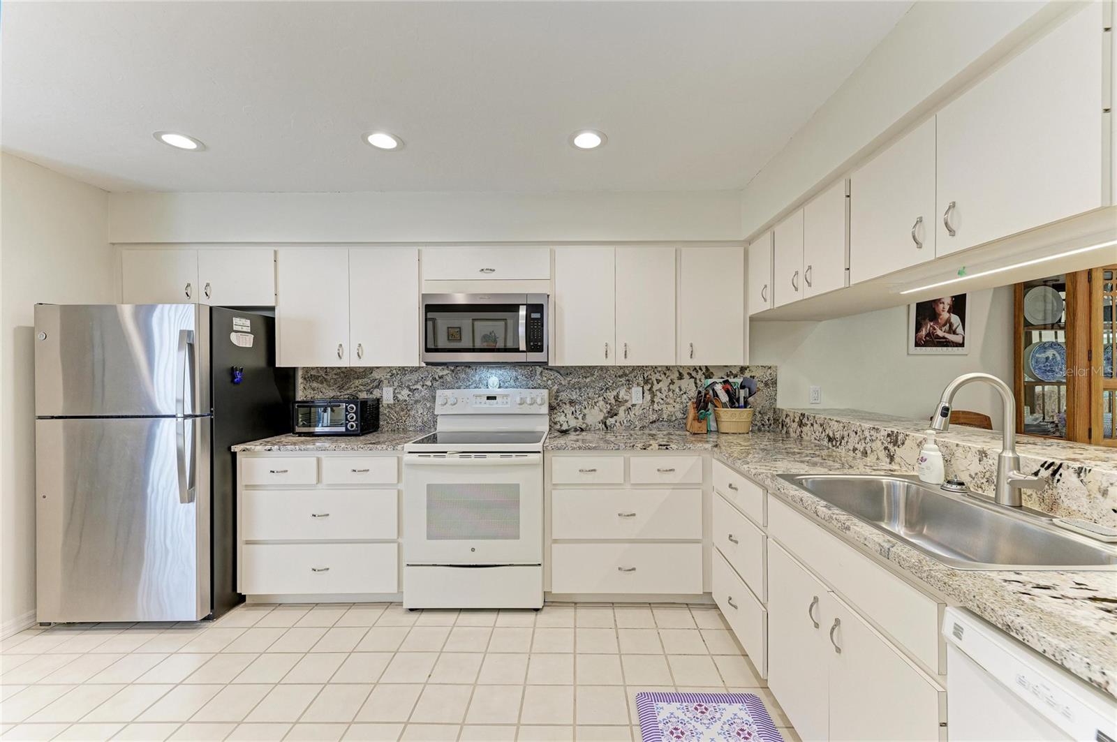 3946 WILSHIRE CIR E #168, SARASOTA, FL, 34238