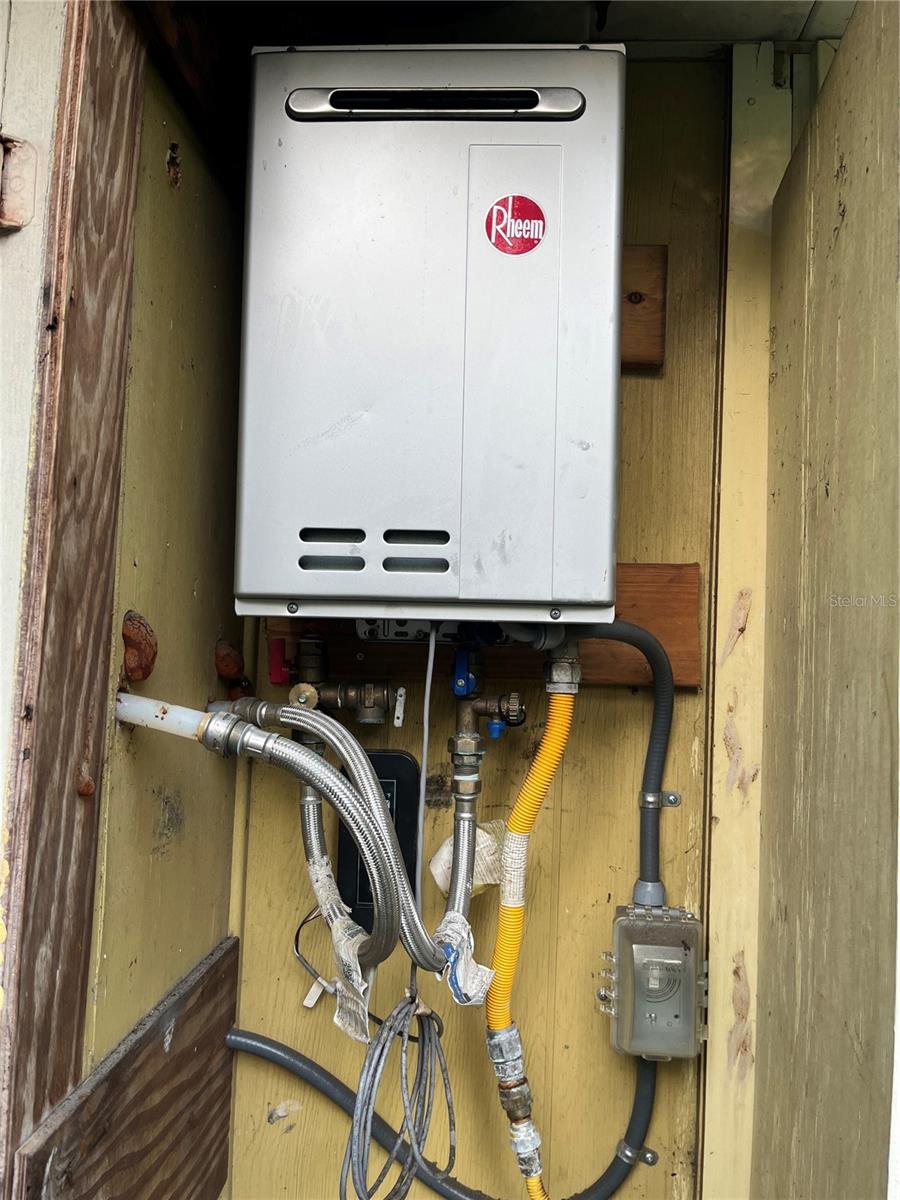 1816 WEEKS AVE, ORLANDO, FL, 32806